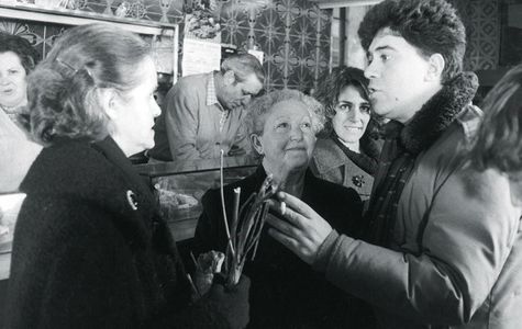 Pedro Almodóvar, Francisca Caballero, Chus Lampreave, and Carmen Maura in What Have I Done to Deserve This? (1984)