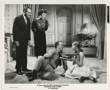 Gary Crosby, Carol Lynley, Clifton Webb, and Jane Wyman in Holiday for Lovers (1959)