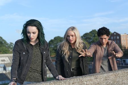 Natalie Alyn Lind, Emma Dumont, and Danny Ramirez in The Gifted (2017)