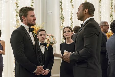 David Ramsey, Willa Holland, Stephen Amell, and Jack Moore in Arrow (2012)