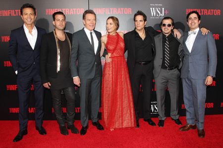 John Leguizamo, Benjamin Bratt, Bryan Cranston, Yul Vazquez, Brad Furman, and Diane Kruger at an event for The Infiltrat