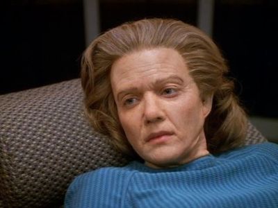 Jennifer Lien in Star Trek: Voyager (1995)
