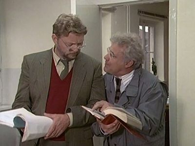 Edgar Bessen and Uwe Friedrichsen in Schwarz Rot Gold: Hammelsprung (1990)