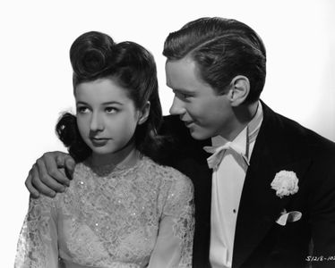 Ray McDonald and Virginia Weidler in Born to Sing (1942)