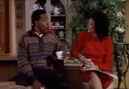 Dixie Carter and Meshach Taylor in Designing Women (1986)