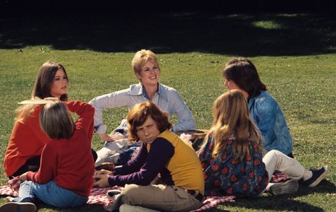 Susan Dey, Danny Bonaduce, David Cassidy, Suzanne Crough, Brian Forster, and Shirley Jones in The Partridge Family (1970