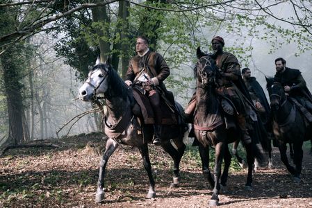 Djimon Hounsou, Charlie Hunnam, Kingsley Ben-Adir, and Craig McGinlay in King Arthur: Legend of the Sword (2017)