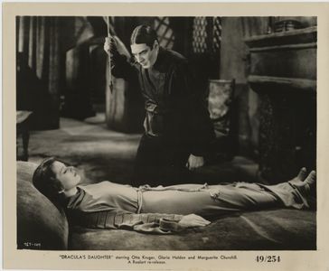 Marguerite Churchill and Irving Pichel in Dracula's Daughter (1936)