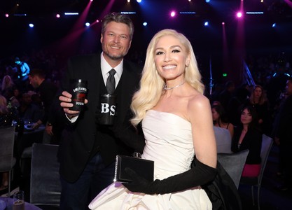 Gwen Stefani and Blake Shelton at an event for The E! People's Choice Awards (2019)