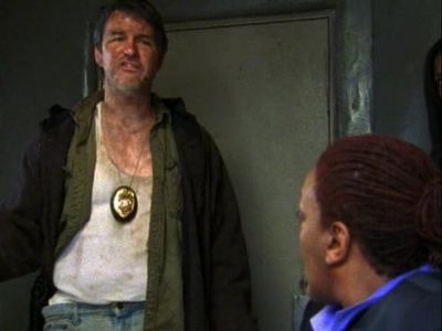 CCH Pounder and Gareth Williams in The Shield (2002)