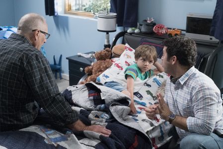 Ed O'Neill and Jeremy Maguire in Modern Family (2009)