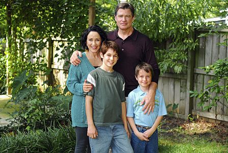 Treat Williams, Patricia Heaton, Dominic Scott Kay, and Charles Henry Wyson in Front of the Class (2008)