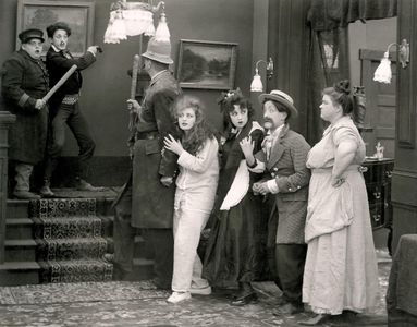 Bebe Daniels, Dee Lampton, Harold Lloyd, 'Snub' Pollard, Blanche White, and May White in Luke Laughs Last (1916)