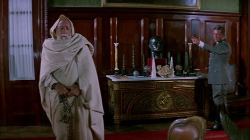 Anthony Quinn and Oliver Reed in The Lion of the Desert (1980)