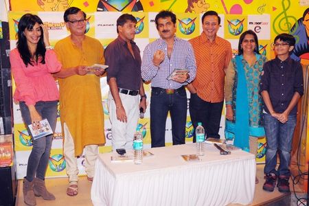 Supriya Pathak, Rajeev Mehta, Jamnadas Majethia, Markand Soni, and Kirti Kulhari at an event for Khichdi: The Movie (201