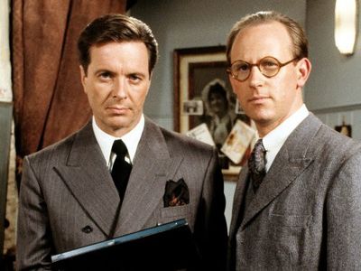 Peter Davison and Ian Ogilvy in Mystery!: Campion (1989)