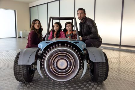 Connor Esterson, Zachary Levi, Gina Rodriguez, and Everly Carganilla in Spy Kids: Armageddon (2023)
