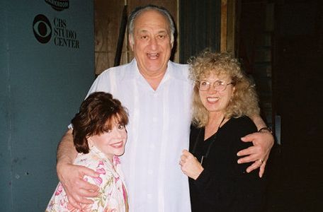 Mitzi McCall and Jerry Adler (The Sopranos). They played Carol's parents on ALRIGHT ALREADY. Mitzi was a special friend 