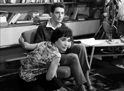 Hana Hegerová and Ivan Mistrík in Nedele ve vsední den (1962)