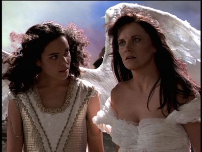 Lucy Lawless and Angela Gribben in Xena: Warrior Princess (1995)