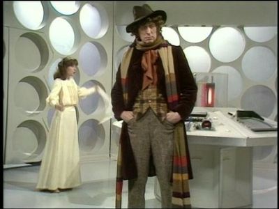 Tom Baker and Elisabeth Sladen in Doctor Who (1963)