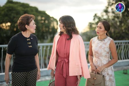 Samantha Lopez, Isabel Rivas, and Alice Dixson in First Lady (2022)