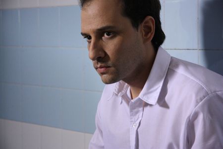 Carlos Echevarría in Absent (2011)