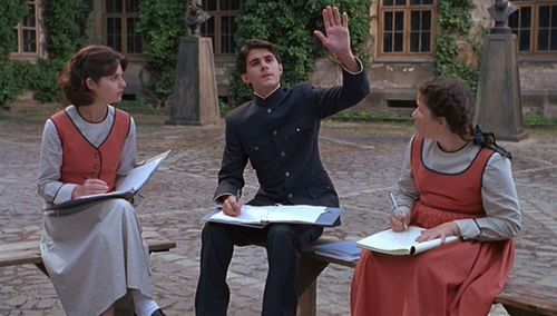 Lisa Jakub, Heather DeLoach, and Adam LaVorgna in The Beautician and the Beast (1997)