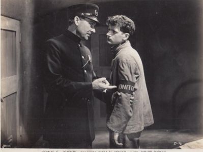 Hooper Atchley and Junior Durkin in Hell's House (1932)