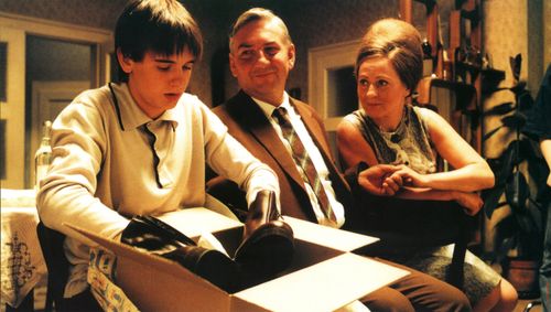 Michael Beran, Miroslav Donutil, and Simona Stasová in Cosy Dens (1999)