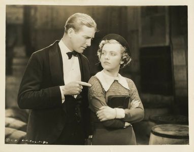 Maxine Doyle and David Manners in Lucky Fugitives (1936)