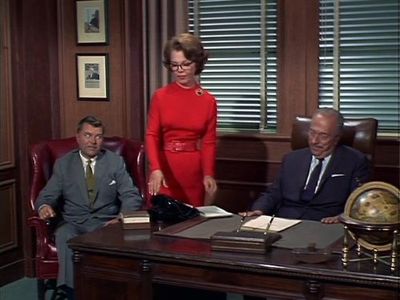 Barbara Drew, Bill Neff, and Roland Winters in Green Acres (1965)
