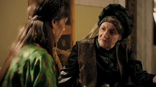 Sabina Ajrula and Cansu Dere in The Magnificent Century (2011)