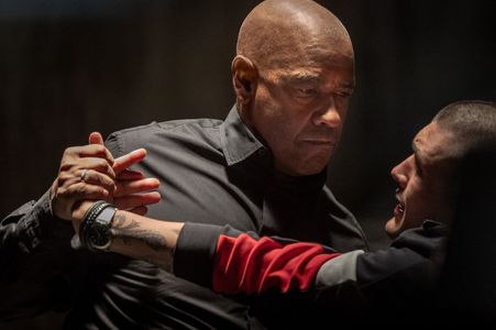 Denzel Washington, Robert McCall, Andrea Dodero, and Stefano Montesi in The Equalizer 3 (2023)