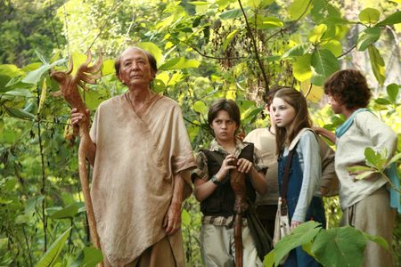 James Hong, Jansen Panettiere, Samantha Hanratty, and William Brent in The Lost Medallion: The Adventures of Billy Stone