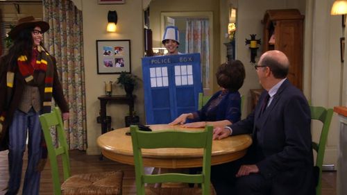 Rita Moreno, Stephen Tobolowsky, Isabella Gomez, and Sheridan Pierce in One Day at a Time (2017)