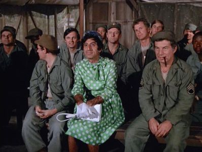 Alan Alda, Gary Burghoff, Jamie Farr, Roy Goldman, Johnny Haymer, Larry Linville, and Wayne Rogers in M*A*S*H (1972)