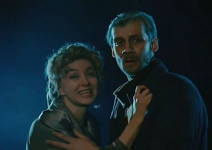 Viktor Rakov and Anastasiya Vertinskaya in Master i Margarita (2006)