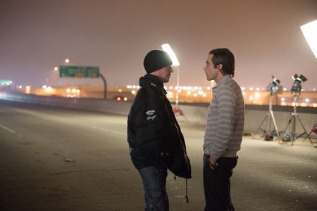 Dan Gilroy and Jake Gyllenhaal in Nightcrawler (2014)