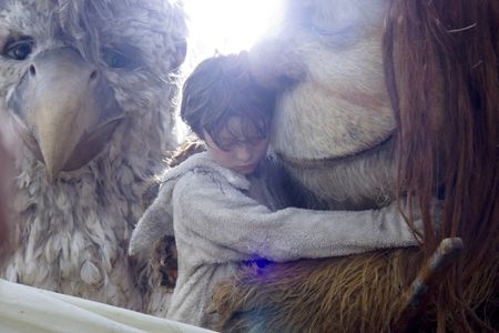 Lauren Ambrose, Chris Cooper, Garon Michael, John Leary, Alice Parkinson, and Max Records in Where the Wild Things Are (