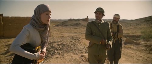 Nicole Kidman, Jay Abdo, and Abdellatif Chaouqi in Queen of the Desert (2015)