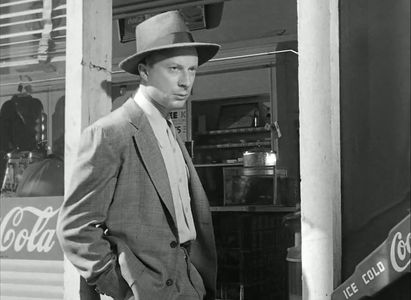 Norman Lloyd in He Ran All the Way (1951)