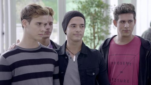 Guido Pennelli, Julián Cerati, and Gonzalo Dubourg in Once (2017)