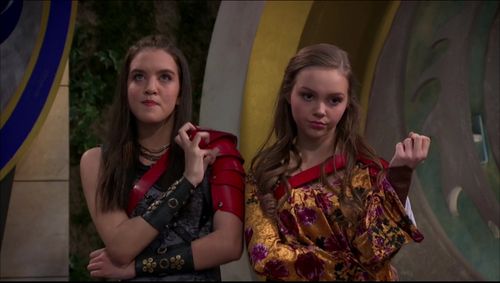 Lilimar and Savannah May on Nickelodeon’s Knight Squad 2018