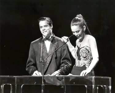 Lydia Bosch and Jorge Sanz in Premios Goya: 5 premios Goya (1991)