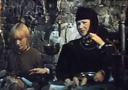 Elena Koreneva and Bozena Dykiel in Yaroslavna, koroleva Frantsii (1979)