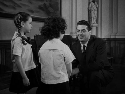 Victor Mature, Marilee Grassini, and Iris Mann in Kiss of Death (1947)