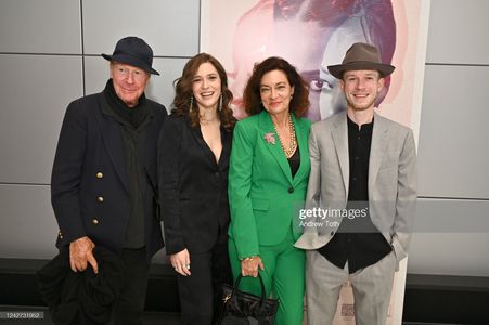 LOS ANGELES, CALIFORNIA - AUGUST 25: Henry Jaglom, Sabrina Jaglom, Victoria Foyt, and Simon Jaglom attend the JANE film 