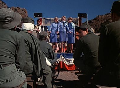 Marilyn King, Joan Lucksinger, and Jean Turrell in M*A*S*H (1972)