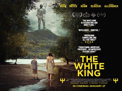 Jonathan Pryce, Greta Scacchi, Fiona Shaw, and Agyness Deyn in The White King (2016)